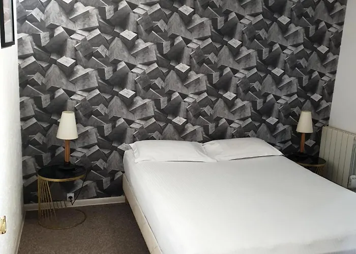 T3 Centre Avec Parking *