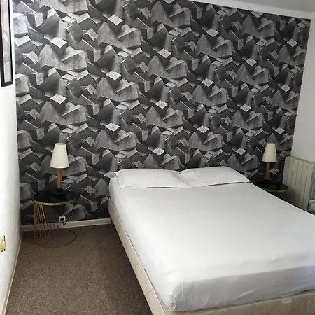 T3 Centre Avec Parking *